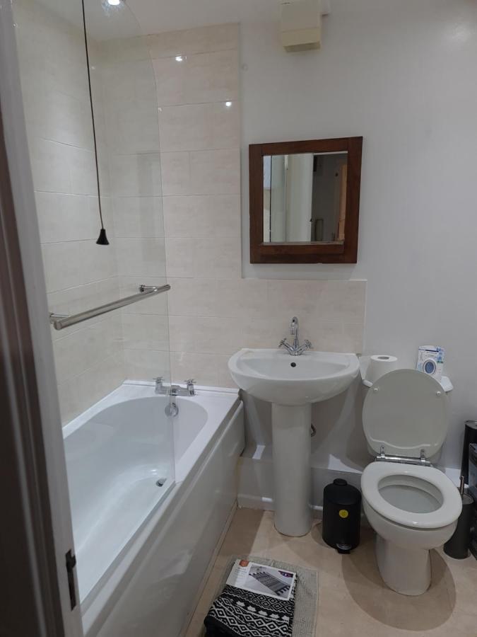 Modern 1 Bed Ground Floor Apartment Dartford Buitenkant foto