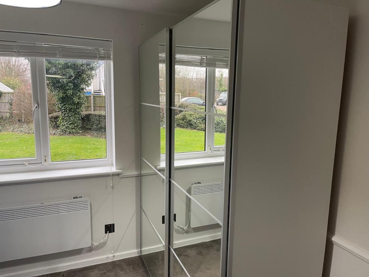 Modern 1 Bed Ground Floor Apartment Dartford Buitenkant foto